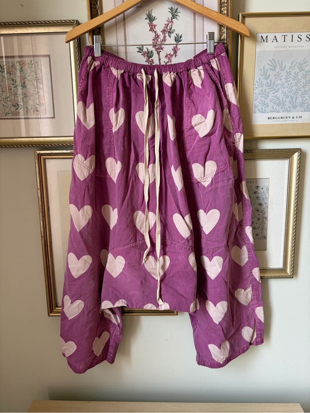 Magnolia Pearl Heart Garcon Penny Pants One Size - Picture 7 of 15